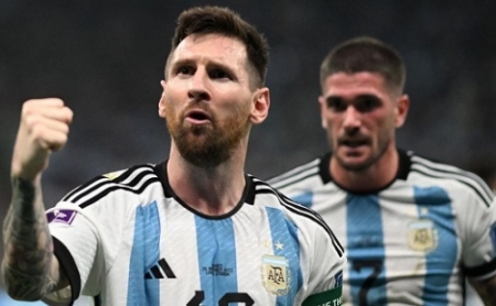 Tovább írta a történelmet Messi a horvátok ellen